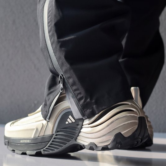 Купити Adidas Wonder Runner Turbo Core Black/Champagne Gold/Light