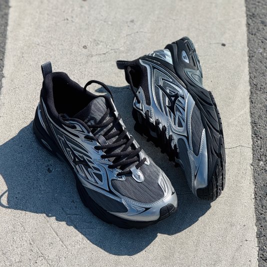 Купити Mizuno FIYI V2 Black/Silver/Anthracite в MONOAD
