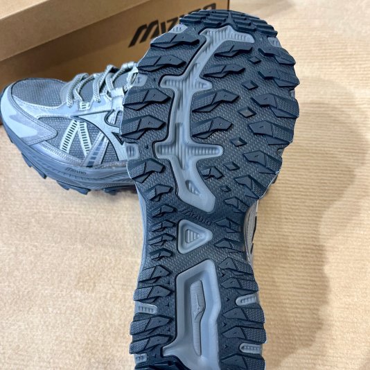 MAKO① Купити Mizuno Racer Trail Shark Gray/Smoked Gray/Black в MONOAD